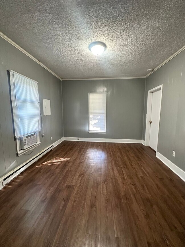 Building Photo - Adorable 2 Bed/ 1 Bath Home in Republic, MO!