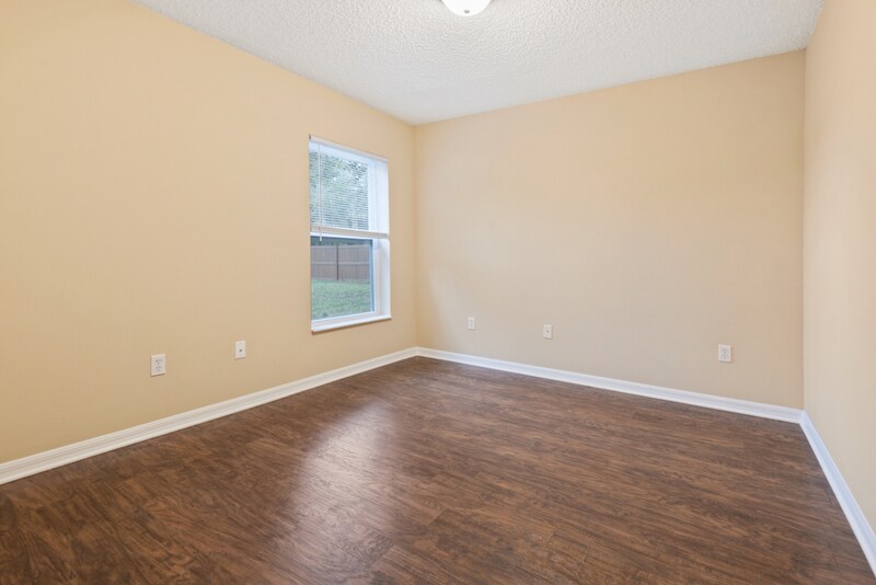 Building Photo - 57 Pin Oak Dr