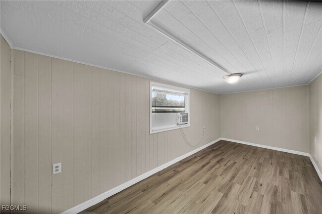 Building Photo - 2950 Packinghouse Rd