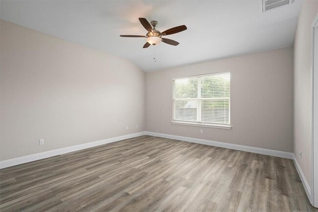 Building Photo - 18820 Edinburgh Castle Rd