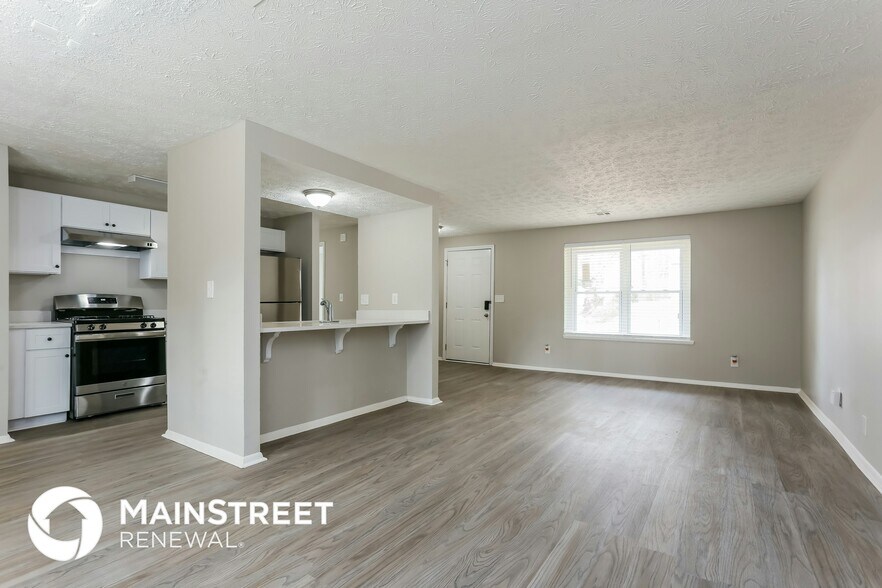 Building Photo - 2153 Scarbrough Rd