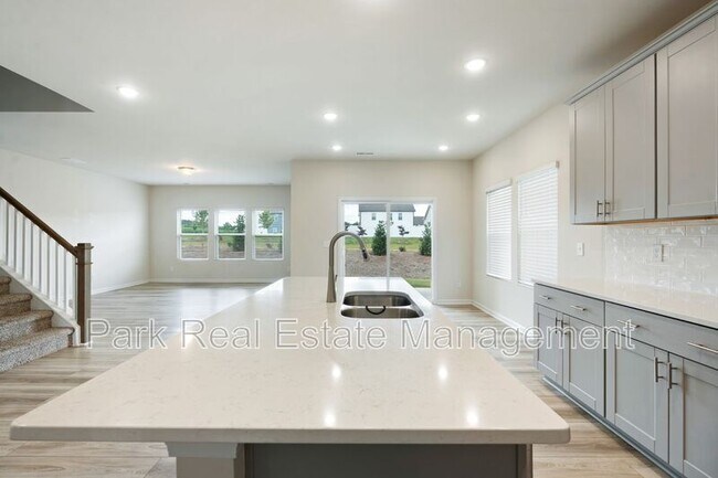 Building Photo - 7010 Shale Loop