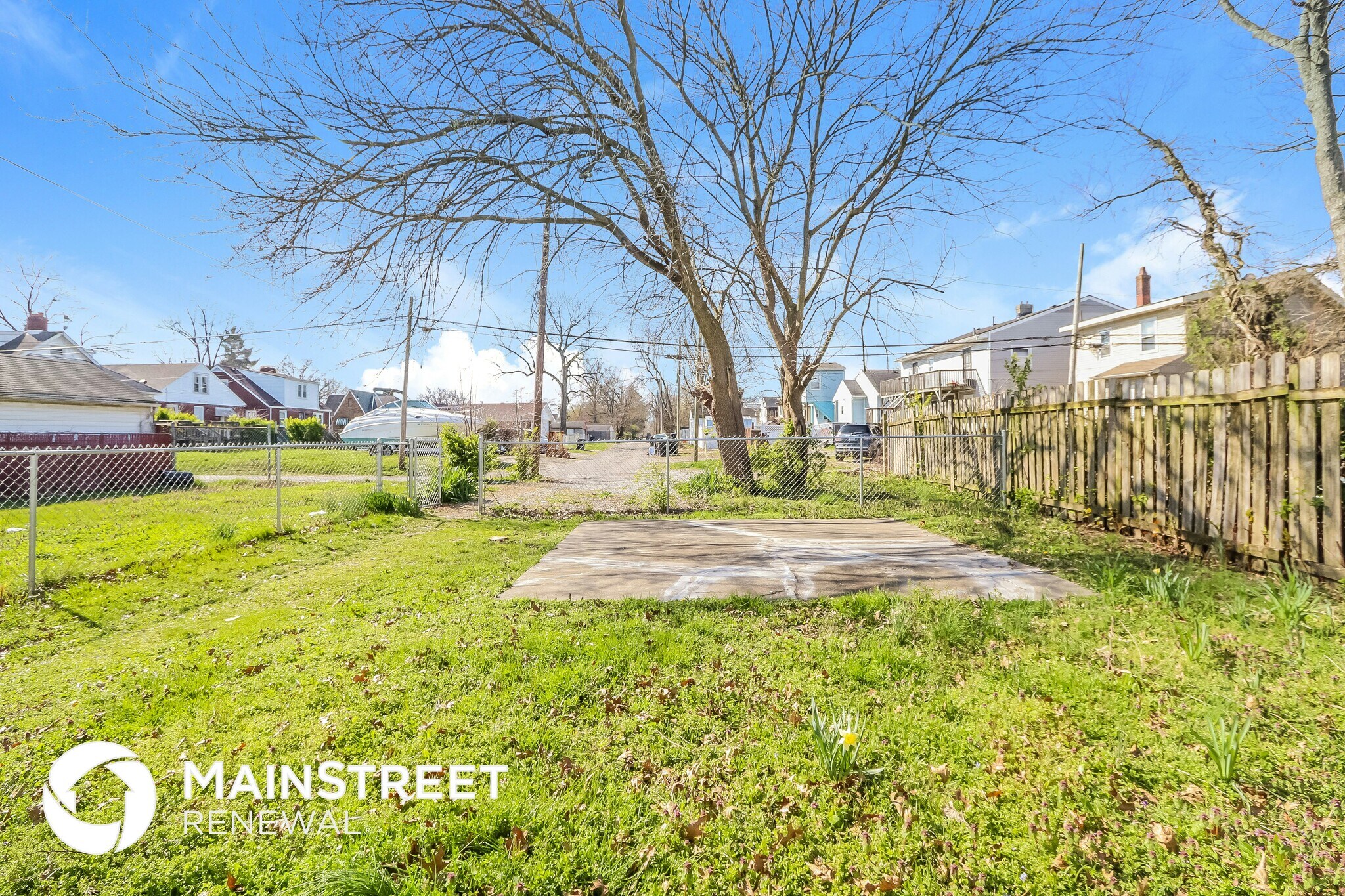 Building Photo - 3732 River Park Dr