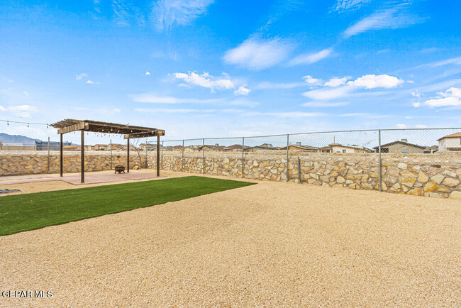 Building Photo - 7237 Jericho Tree Dr