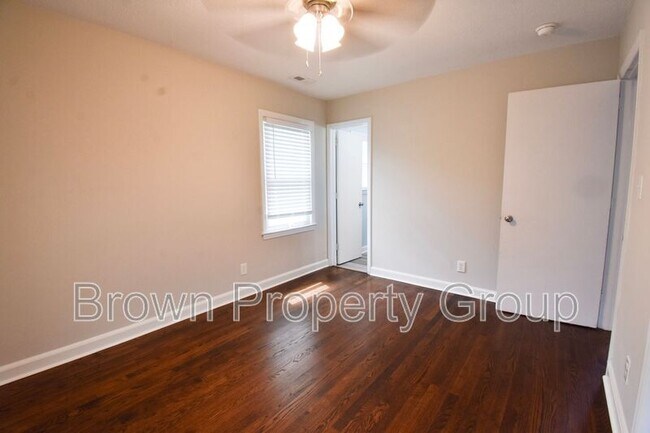 Building Photo - 3310 Clemson Dr