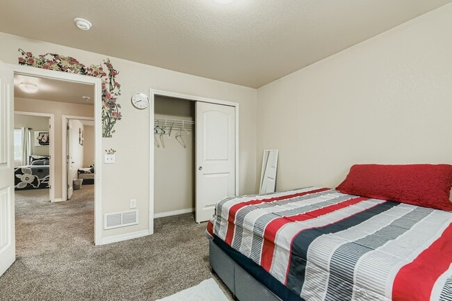 Building Photo - 9779 Lima Cir