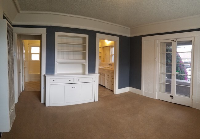 Living Room - 3811 E 10th St