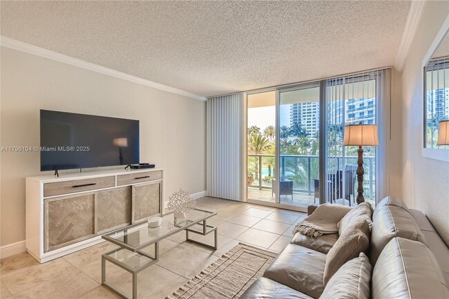 Primary Photo - 2501 S Ocean Dr