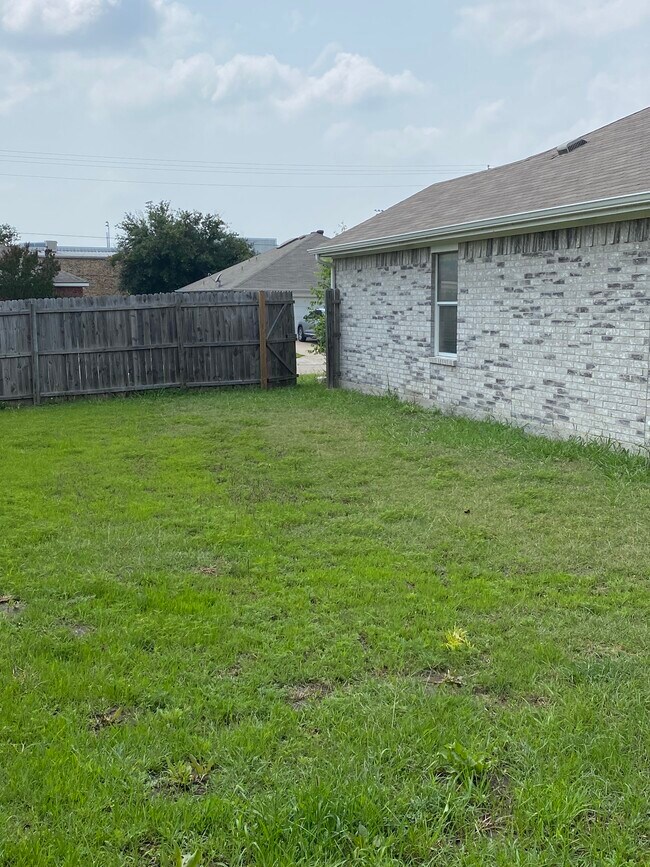 Building Photo - 510 Clairmont St