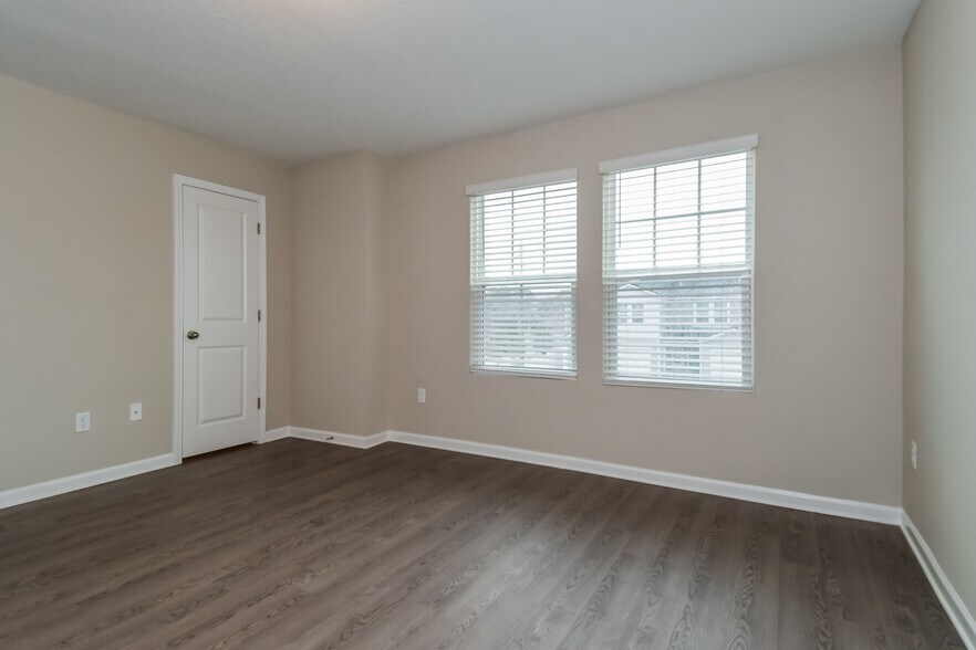 Building Photo - 12706 Camden Rd