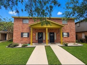 Building Photo - 5149 Middlecoff Cir