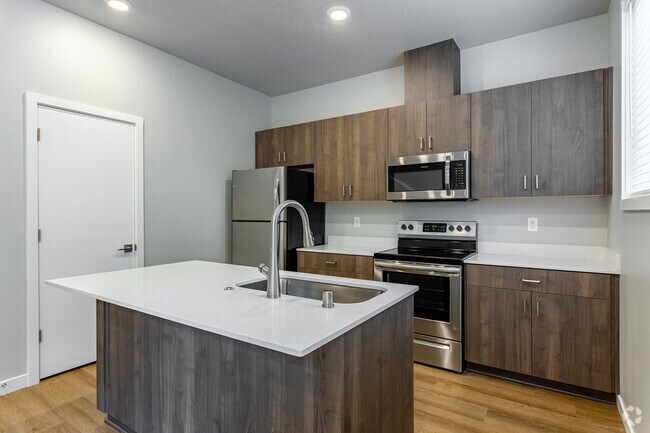 4BR, 3BA Townhome - 1,426SF - Ridgeline View