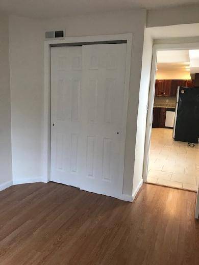 Building Photo - 2 Bedroom Apartment for Rent
