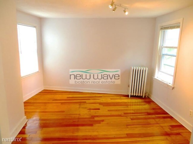 Building Photo - 12 Melrose St