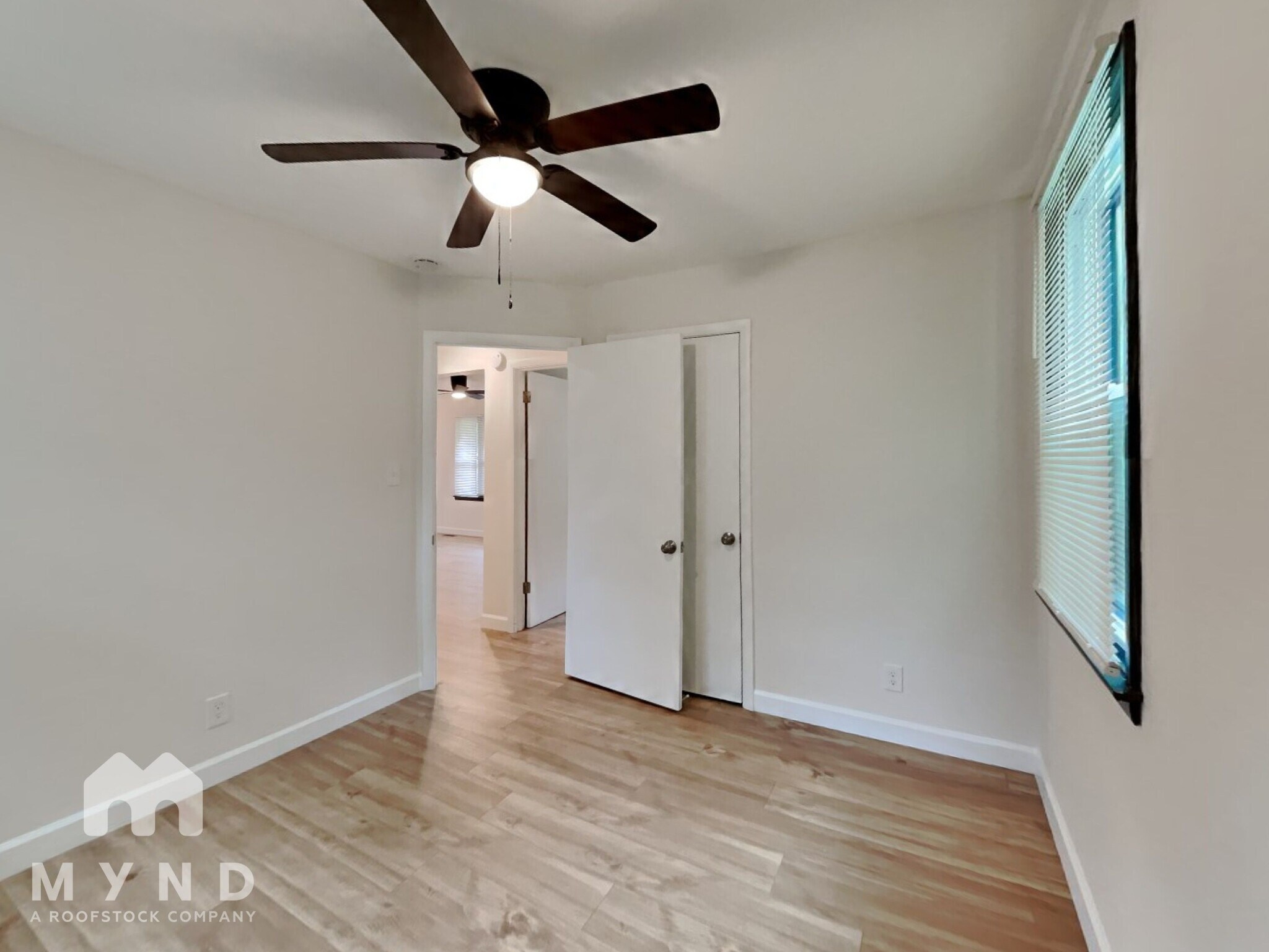 Building Photo - 352 Melpar Dr