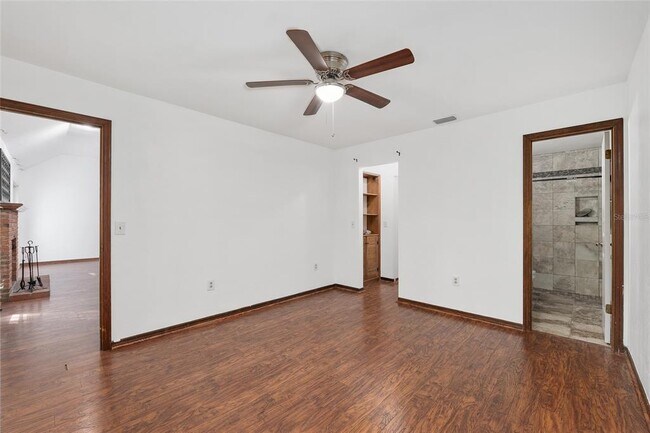 Building Photo - 8305 SW 46 Ln