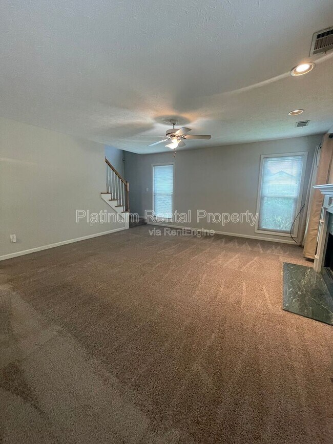 Building Photo - 1020 Twin Brook Ct NW