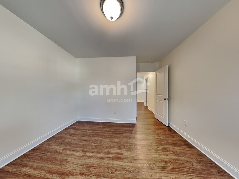 Building Photo - 17331 Alydar Commons Ln