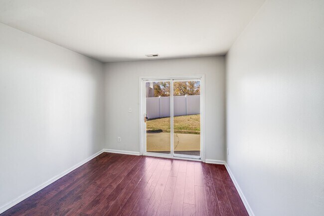 Building Photo - Your Haven Awaits in Havenbrook – Modern 4...