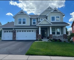 Building Photo - 3389 Ridgestone Way