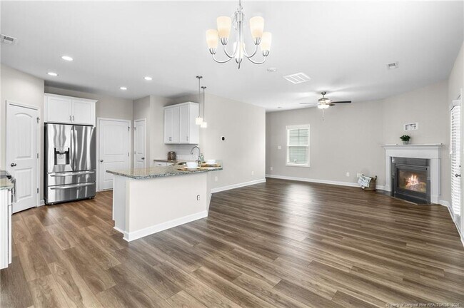 Building Photo - 1319 Water Leaf Dr