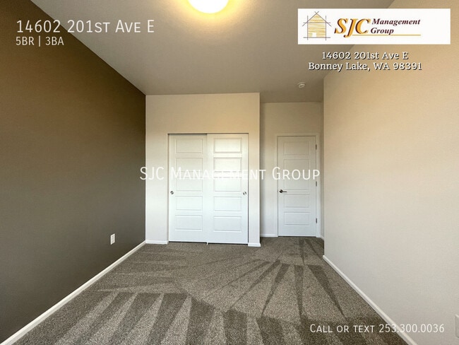 Building Photo - 14602 201st Ave E