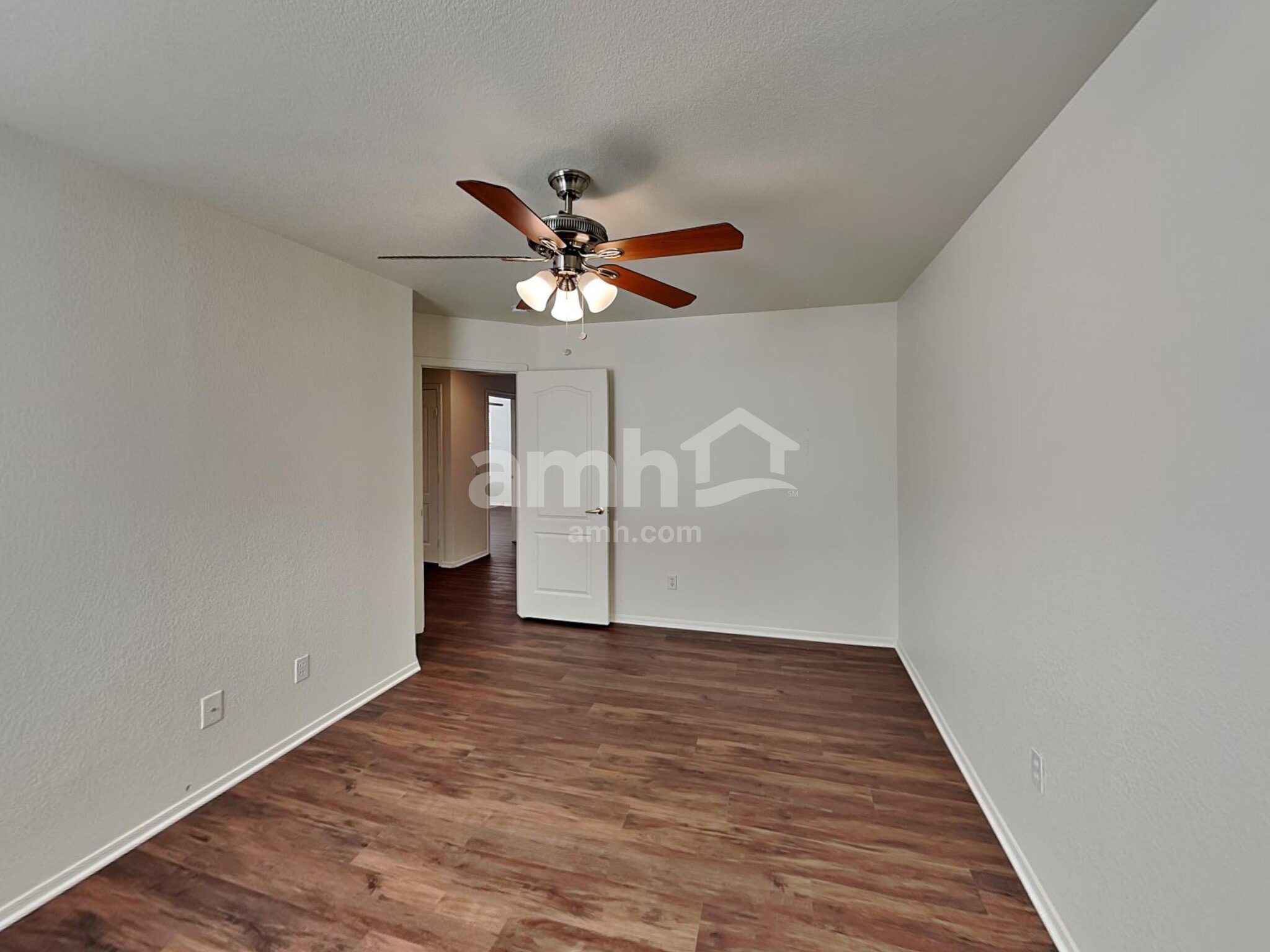 Building Photo - 780 E Cowboy Cove Trail