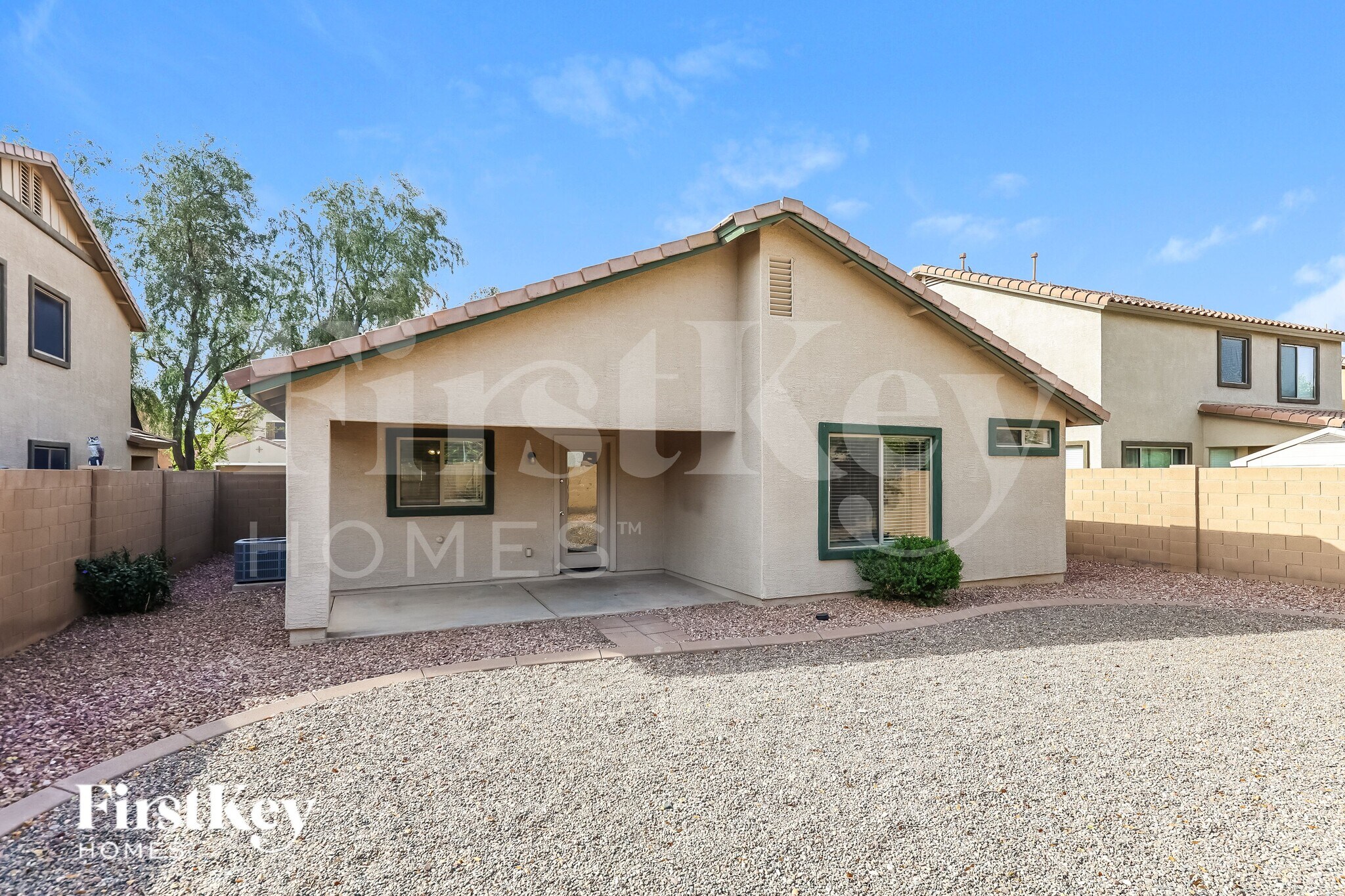 Building Photo - 14088 W Larkspur Dr