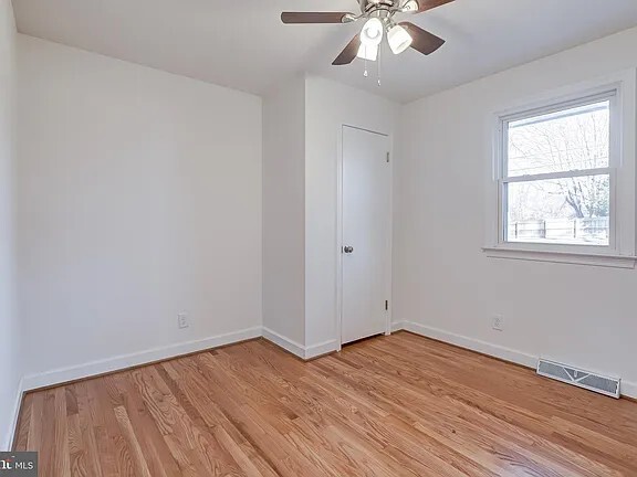 Building Photo - 302 Harris Rd