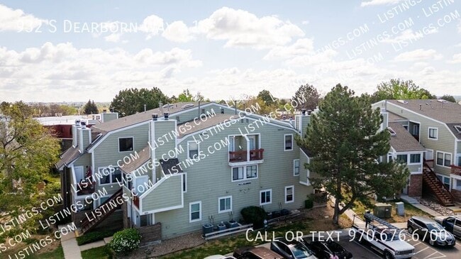 Building Photo - 932 S Dearborn Way