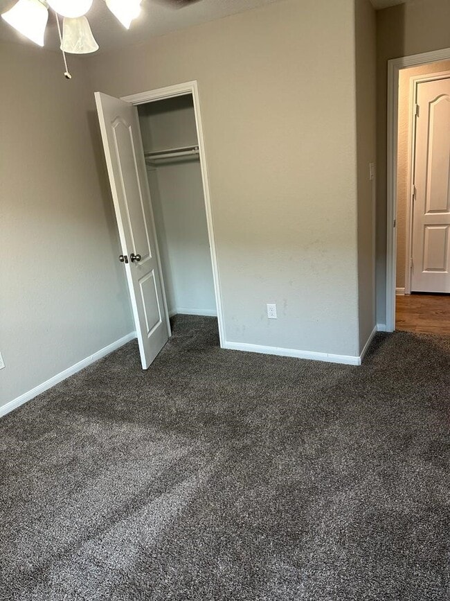 Building Photo - 8617 Explorer Dr