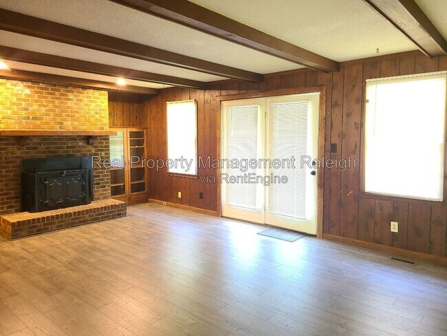 Building Photo - 12421 Marsh Field Dr