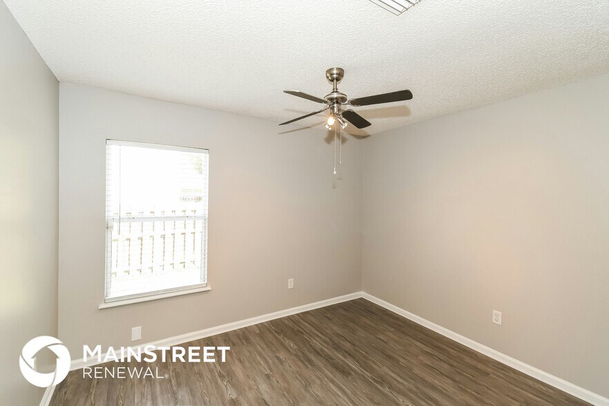 Building Photo - 1228 Spring Creek Ct