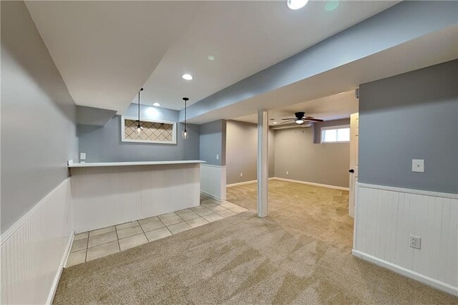 Building Photo - 4304 Falcon Crest Dr