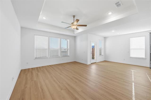 Building Photo - 4365 Knight St