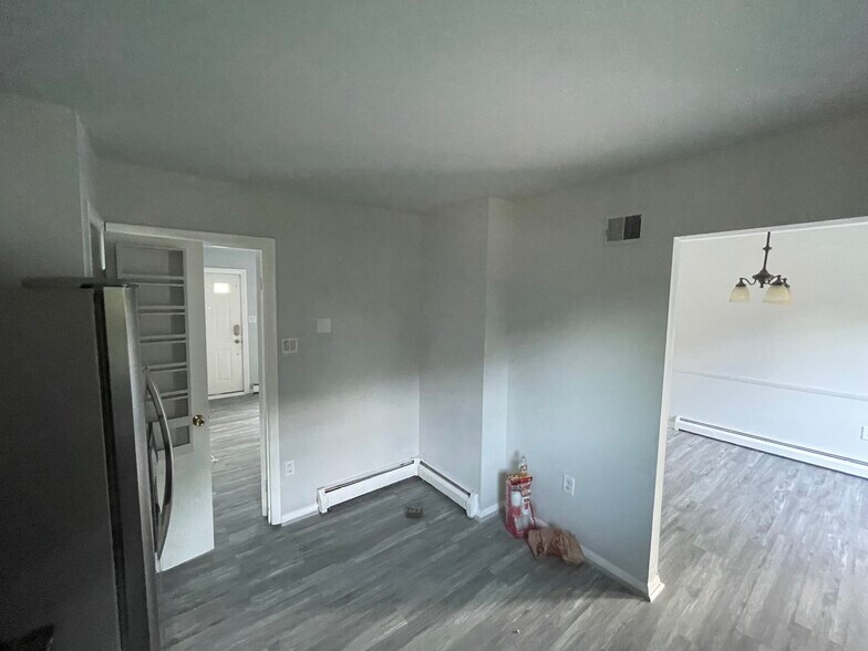 Building Photo - 4724 Koester Dr