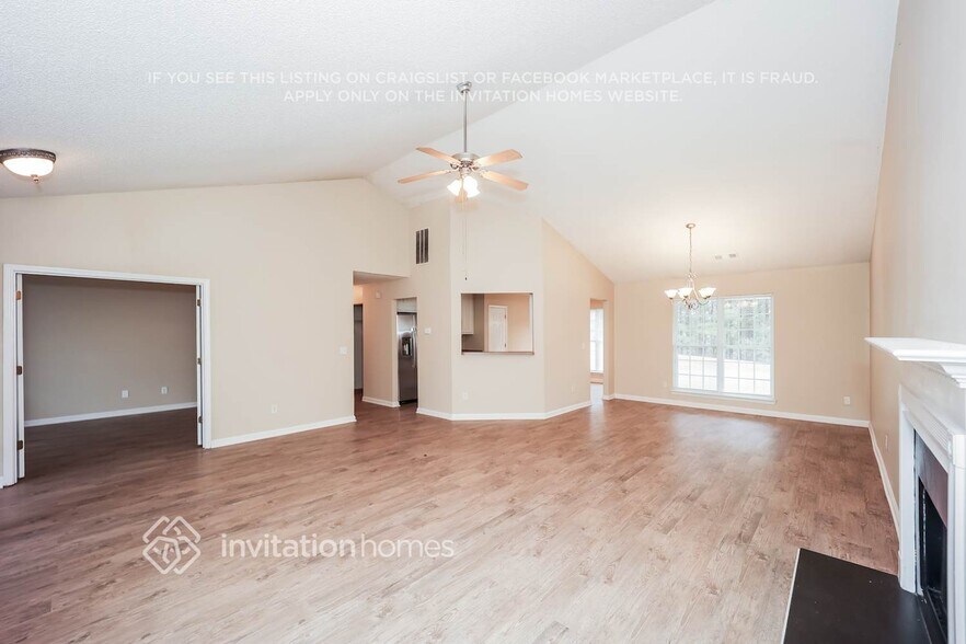 Building Photo - 5600 Cedar Pass