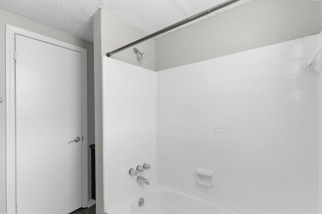 Interior Photo - McCormic 2