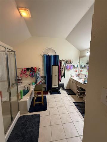 Building Photo - 1619 Mineral Springs Dr