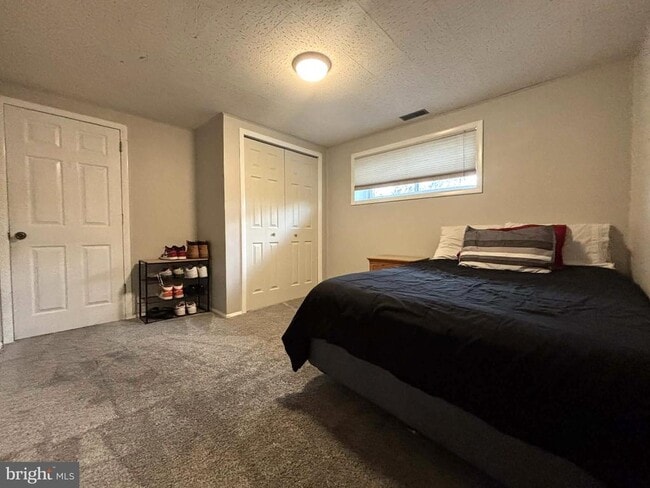 Building Photo - 30 Estate Rd