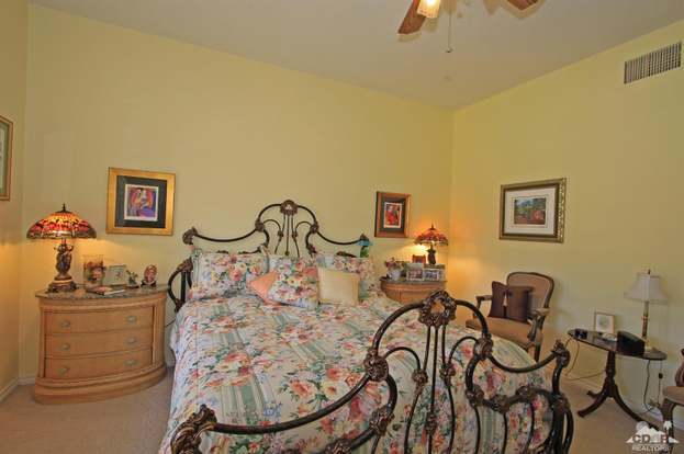 Building Photo - 76975 Roadrunner Dr