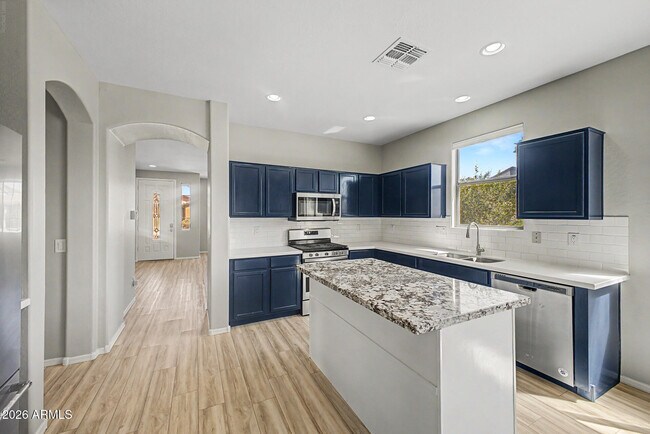 Building Photo - 15207 W Windward Ave