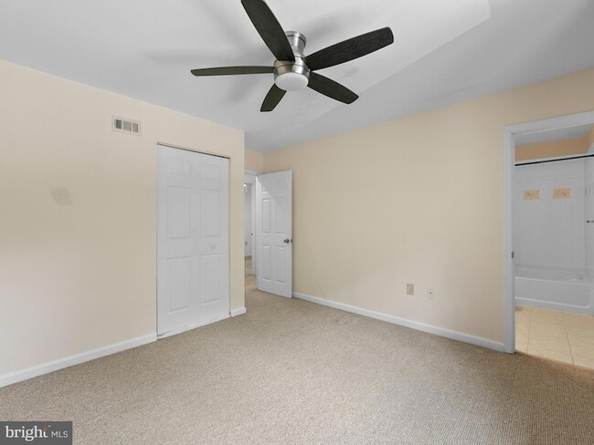 Building Photo - 2459 Pyrenees Ct