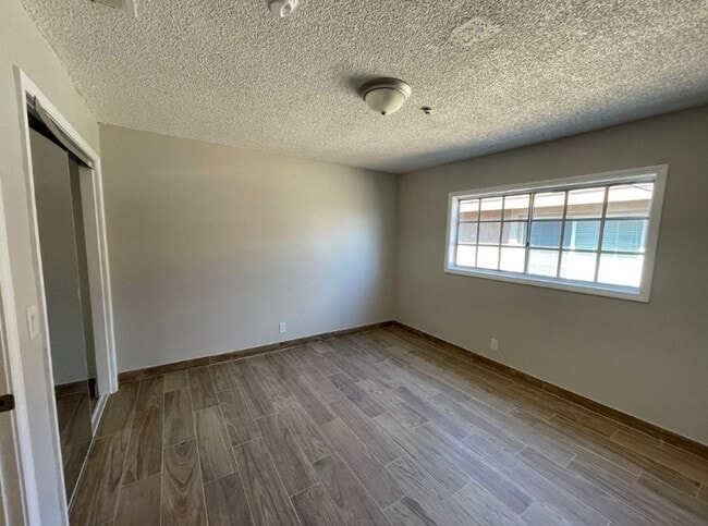 Building Photo - 2012 E 73rd St