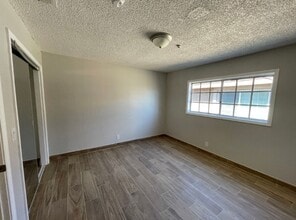 Building Photo - 2012 E 73rd St