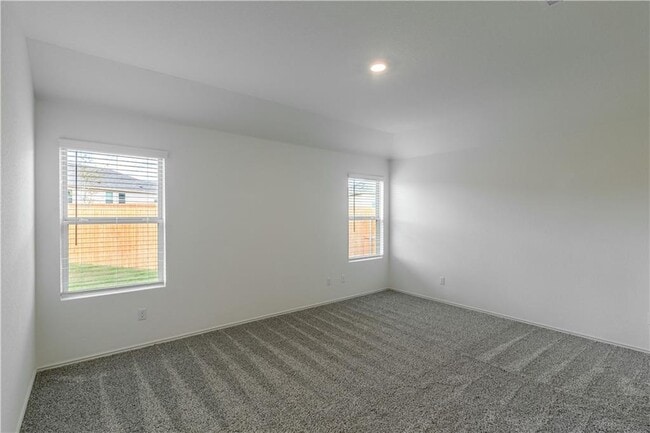 Building Photo - 744 Xanadu Dr