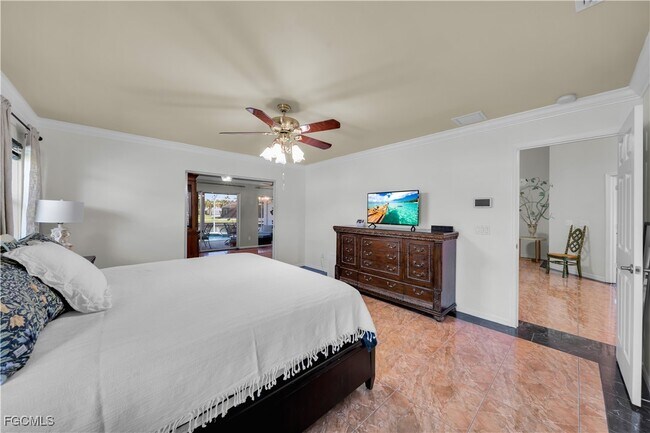 Building Photo - 1811 NE 5th Terrace