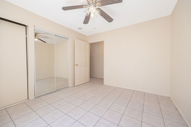 Building Photo - Attached 3-Bedroom Home with Spacious Yard...