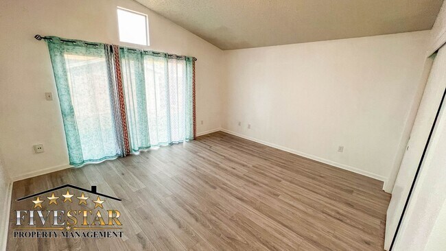 Building Photo - House for Rent on 4605 Mt. Vernon Avenue