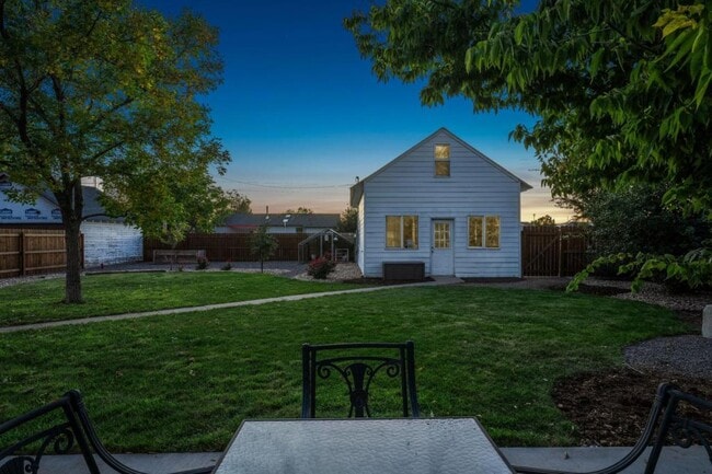 Building Photo - 315 Graefe Ave